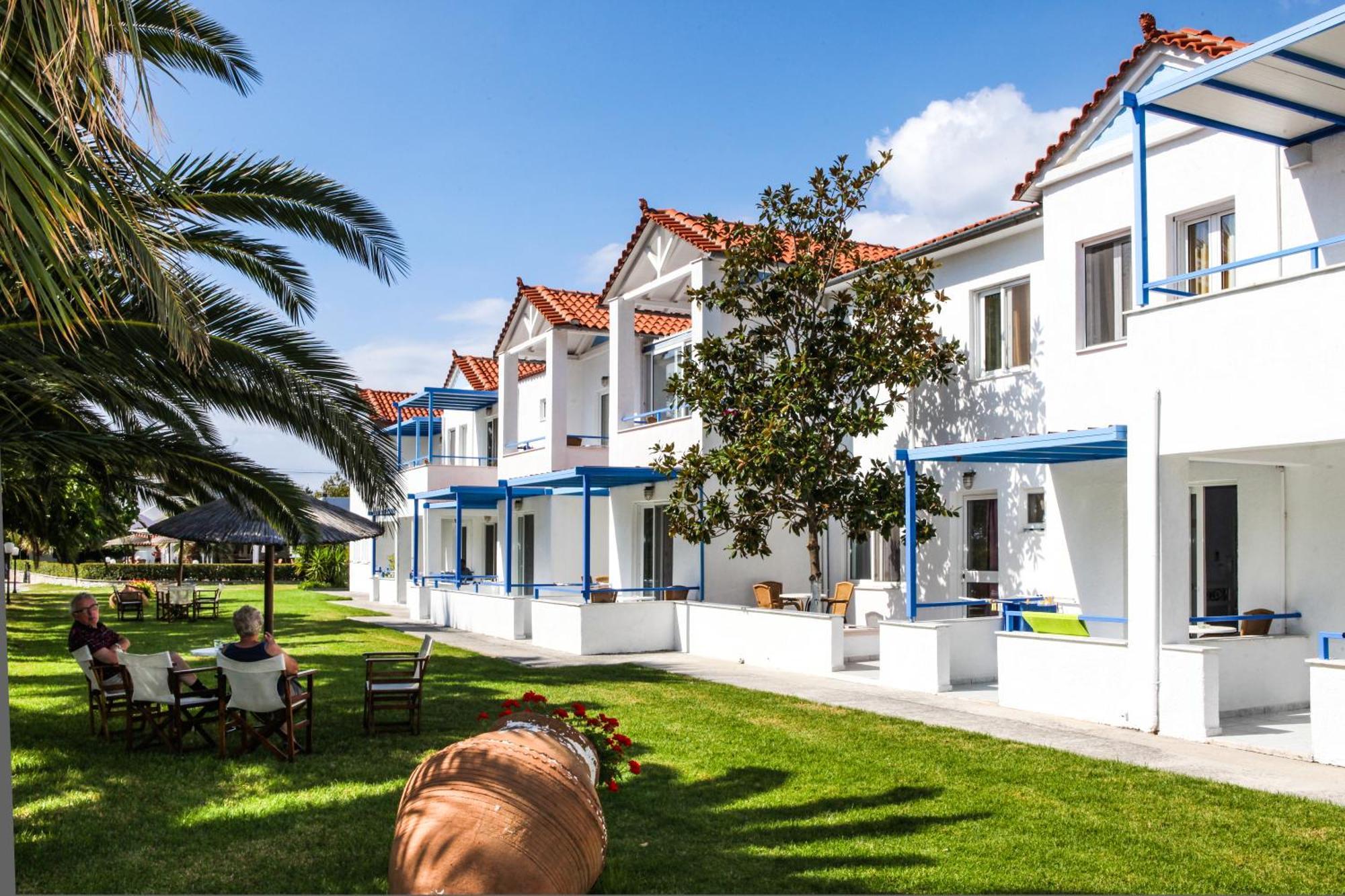 Aparthotel Ostria Agia Paraskevi  Exterior foto