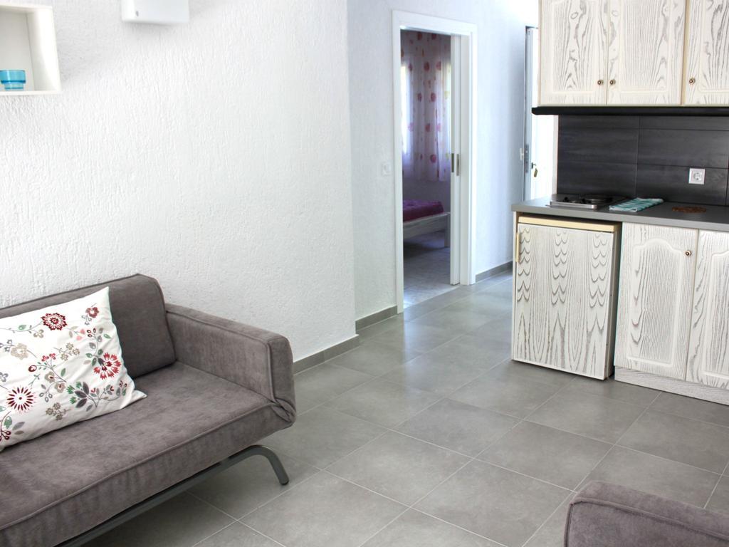 Aparthotel Ostria Agia Paraskevi  Exterior foto